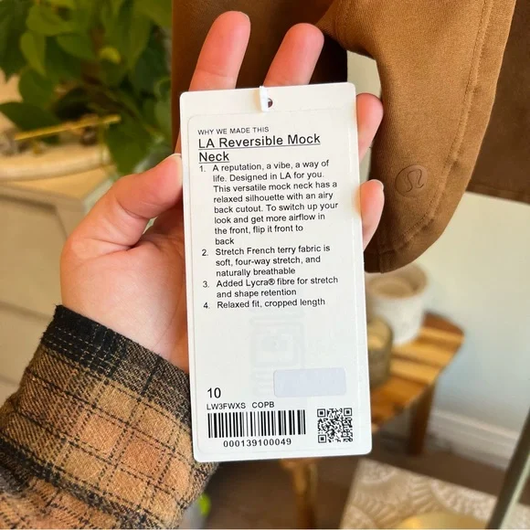 New Lululemon LA Reversible Mock Neck size 10 in Copper Brown NWT - Picture 10 of 10